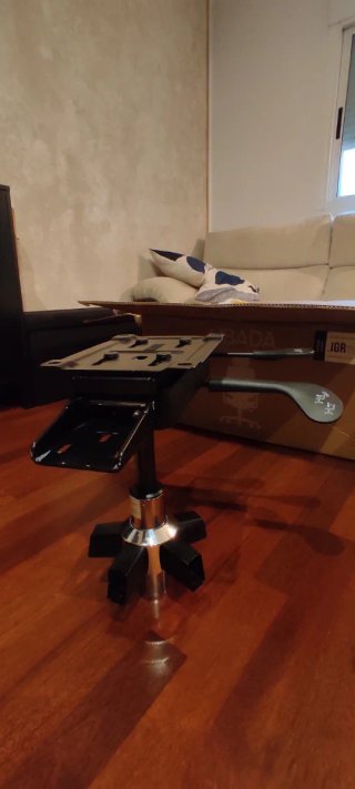 Silla de oficina HBADA negra casi nueva