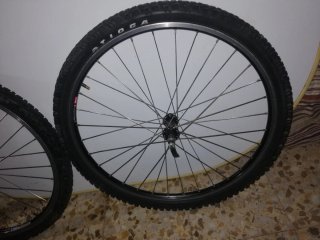Ruedas completas 26 Rockrider Listas para montar