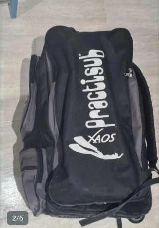 Mochila Practisub Kaos Negra y Gris