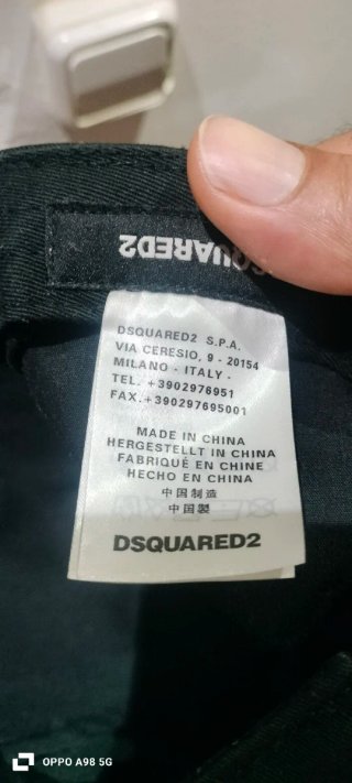 Gorra DSQUARED2 Negra y Roja