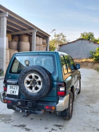Mitsubishi Montero 2500