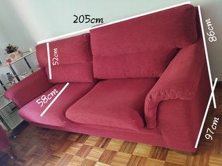 Sofá, butaca, mesas aux., colchones y somier