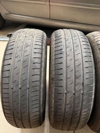 Neumáticos Roadstone EurovisSport04 185/65 R15 88H
