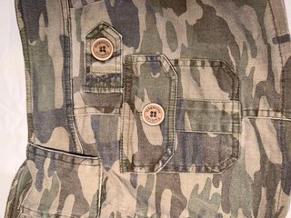 Falda estamoado militar, vintage 2000’
