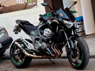 Kawasaki Z800 Negra