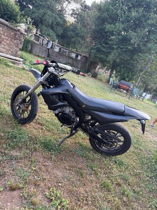 Derbi Senda DRD Supermotard Negra
