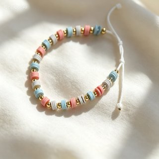 Pulsera perlas blancas y rosas con charm estrella.