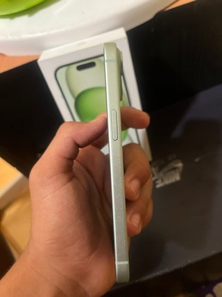 iPhone 15 Verde Lima