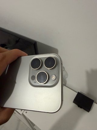iPhone 16 Pro