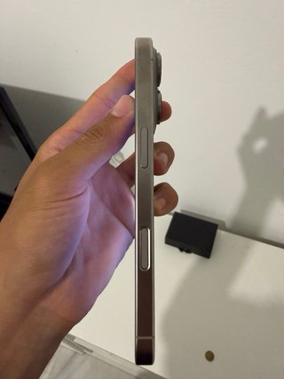 iPhone 16 Pro