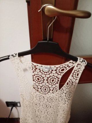 Canotta bianca crochet