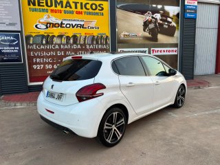 Peugeot 208 2016