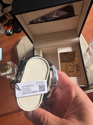 Reloj FREDERIC Elegante Nuevo Caja