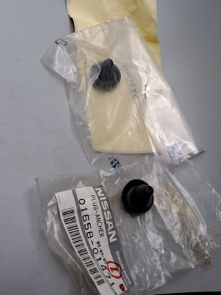 2 x Goma resorte 01658-01471 Nissan