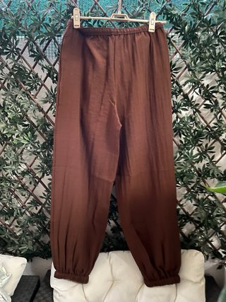 Pantalones marrones de lino