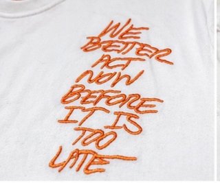 KENZO camiseta tiger blanca We Better Act Now