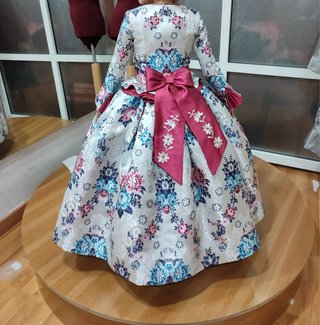 Traje de fallera niña 3/4 años