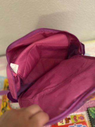 Lote libros infantiles. Mochila y cuadro de regalo