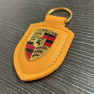 Llavero Porsche Amarillo