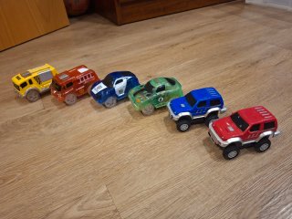 Pista de coches de juguete multicolor