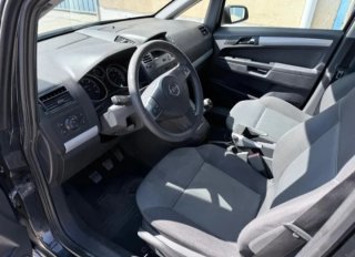 Se vende o se cambia Opel Zafira En perfecto estad