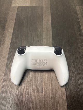 Mando PS5 R2 roto