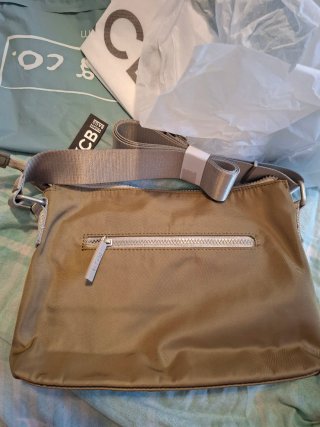 Bolso bandolera KCB vegano sin estrenar