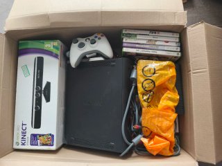 Xbox 360 con Kinect y juegos
