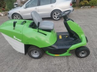 Tractor cortacésped Viking MR4082
