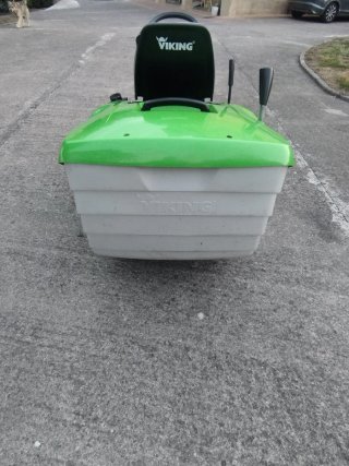 Tractor cortacésped Viking MR4082