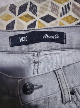 Pantalones cortos vaqueros.
