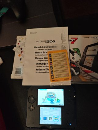 Nintendo 2DS Negra + 3 Juegos