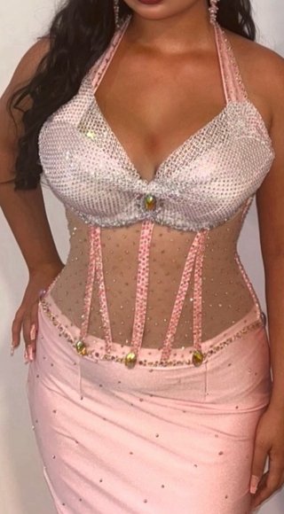 Vestido de fiesta rosa hecho a medida
