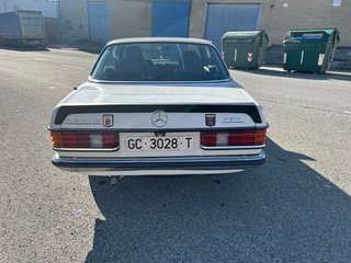 Mercedes-Benz 230 ce coupe