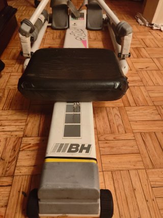 Máquina de remo BH