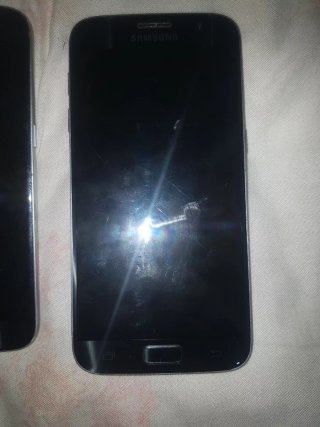 2 Samsung Galaxy S7 32GB Negro piezas o reparar