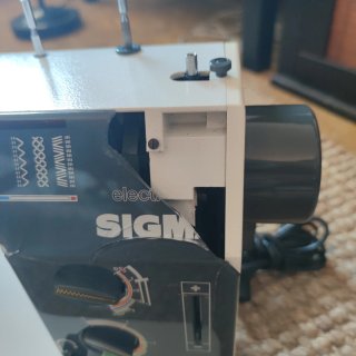 Máquina de coser Sigma 2002. Para Piezas