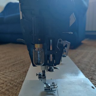 Máquina de coser Sigma 2002. Para Piezas