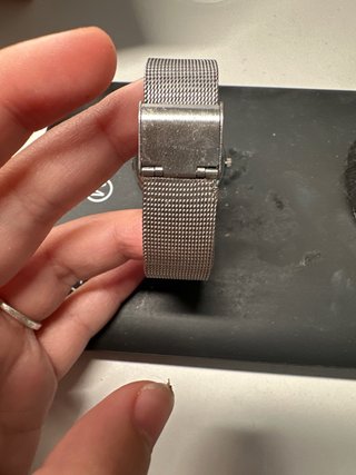 Reloj Guess Rosa y Plateado con Diamantes