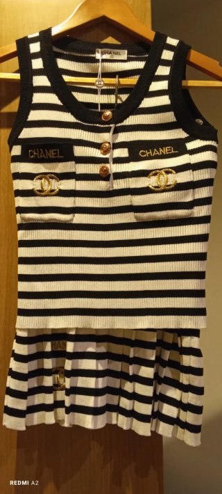 Conjunto Chanel Falda y Top Rayas