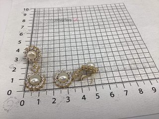 pendientes oro 18k con piedra con circonita