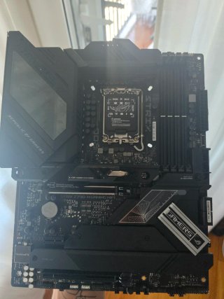 Placa Base ASUS ROG STRIX Z790-H GAMING WIFI