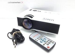 mini proyector unic uc40+