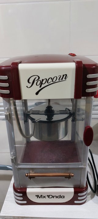 Máquina de Palomitas Roja Estilo Retro