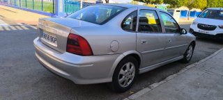 Opel Vectra 2.2 dti