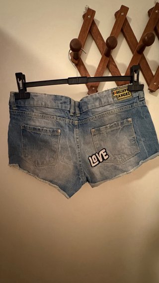 Pantaloni a vita bassa