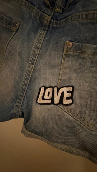 Pantaloni a vita bassa