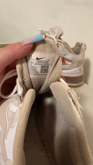 Scarpe Nike Air 270 React Beige/Bianco