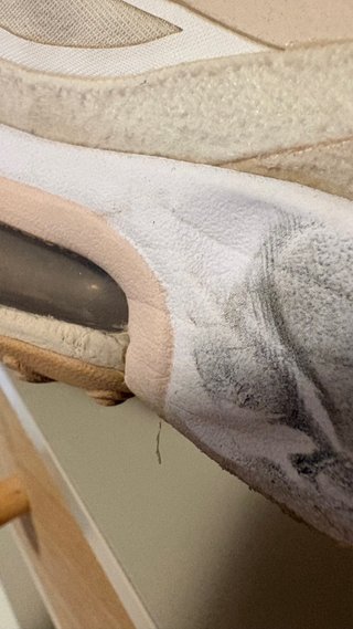 Scarpe Nike Air 270 React Beige/Bianco