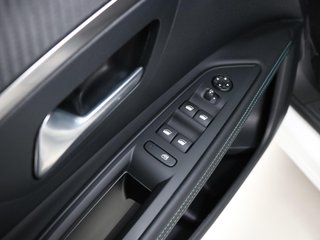 Peugeot 3008 PureTech 130 SANDS Allure Pack 96 kW (130 CV)